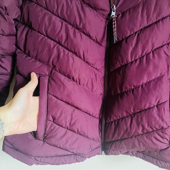 GAP Burgundy Puffer Winter Jacket Medium - Picture 3 of 6